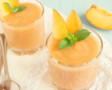 Peach Mousse (5-Minute Recipe)