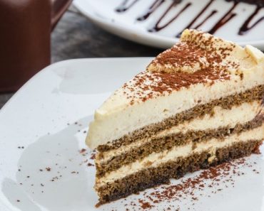 Tiramisu Torte – Italian Recipe