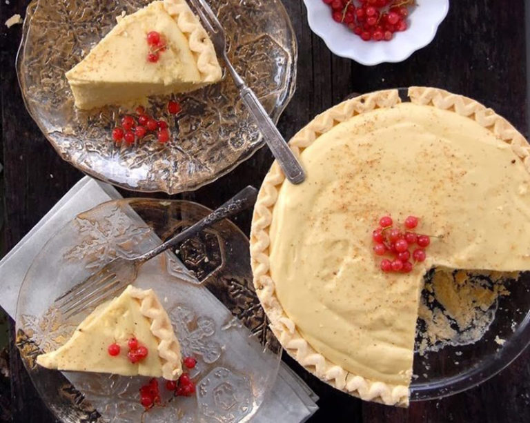 NoBake Eggnog Vanilla Cream Pie Recipe