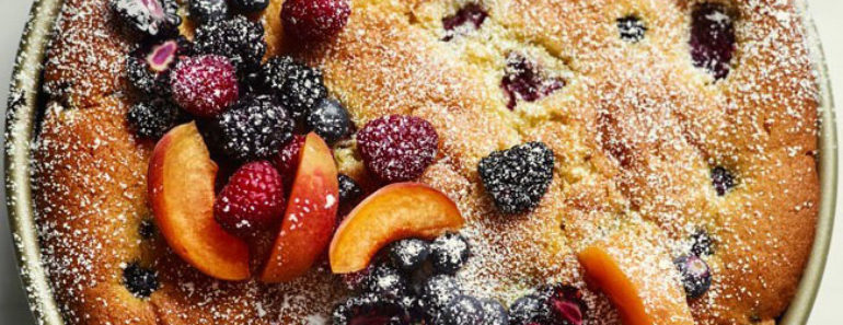 Olive Oil Cake with Fruits