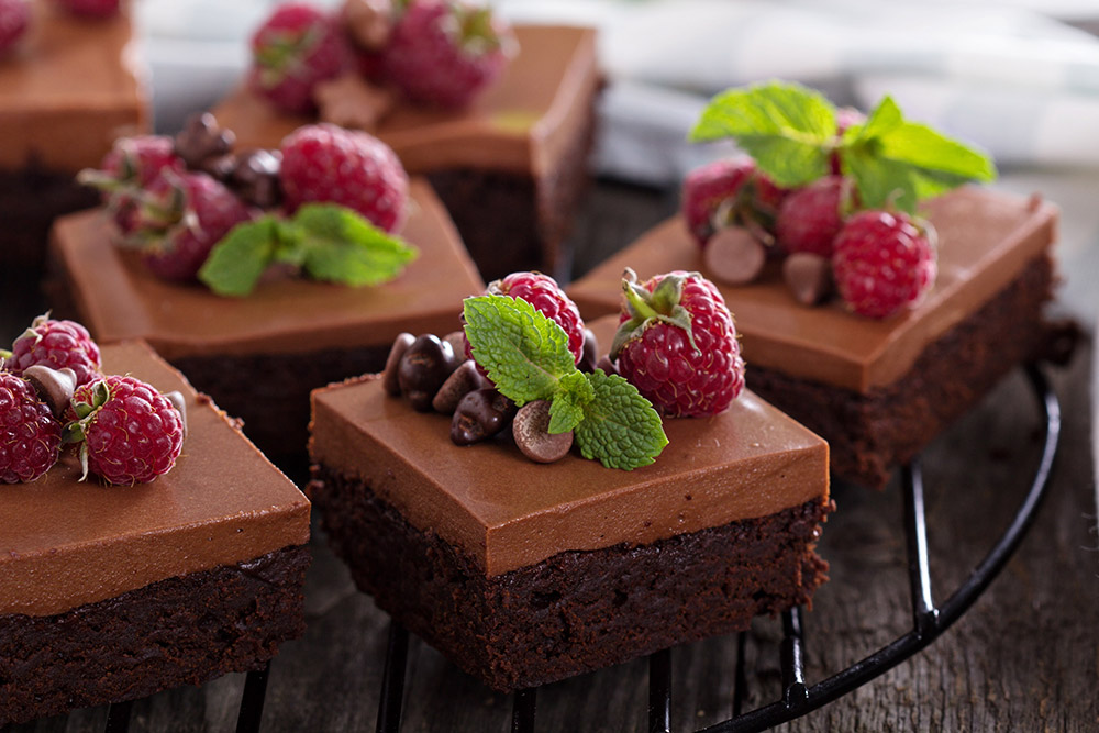 Fluffy Chocolate Mousse Brownies (20-Minutes Recipe)