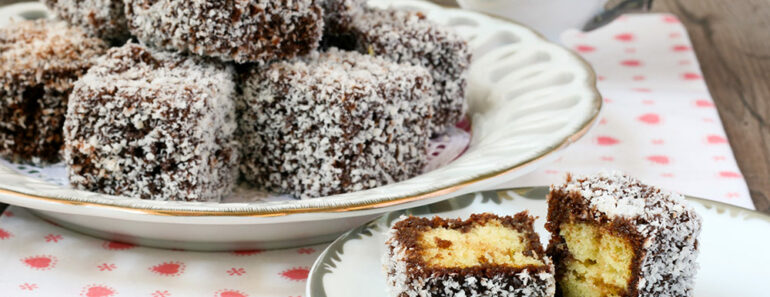 Lamingtons – Australian Recipe Lamingtons – Australian Recipe