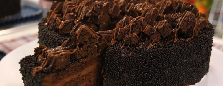 Manhattan Chocolate Banana Butter Cake (Gordon Ramsay Club) Manhattan Chocolate Banana Butter Cake (Gordon Ramsay Club)