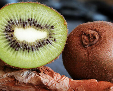 This Is Why You Should Eat Kiwi Every Day