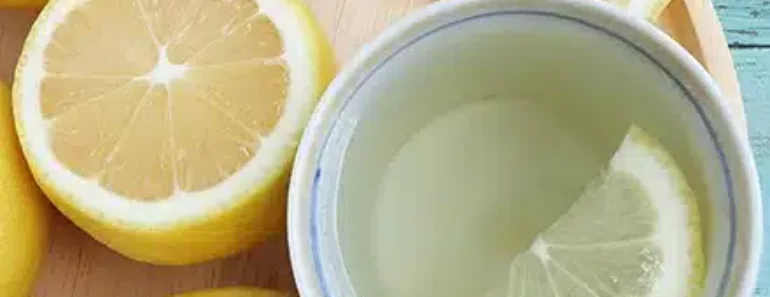 Here’s Why Drinking Lemon Water in the Morning Is Good for You… (Recipe Included)