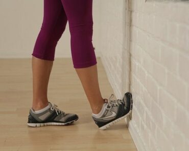 4 Moves to Relieve Knee Pain