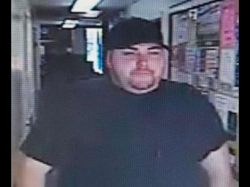 Texas Groom-to-Be Robs Bank in Groveton Day Before Wedding to Pay for Ring, Then Turns Himself In After Fiancée Sees Police Photos