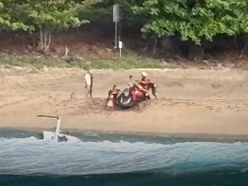 Tourist Helicopter Crashes on Remote Beach in Kauai, Hawaii Leaving Three Dead and Two Injured as Rescue Teams Respond