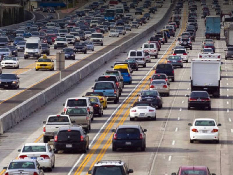 405 Freeway Lane Closures and Ramp Shutdowns Ongoing This Weekend &mdash; Major Travel Delays Expected Between West Los Angeles and the Valley Through April 13