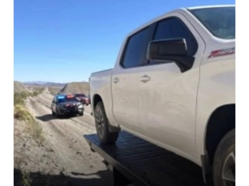 Arizona Driver Caught Doing 110 MPH in a 65 Zone Claimed Bathroom Emergency — Arrested on Spot With Revoked License and Active Warrant