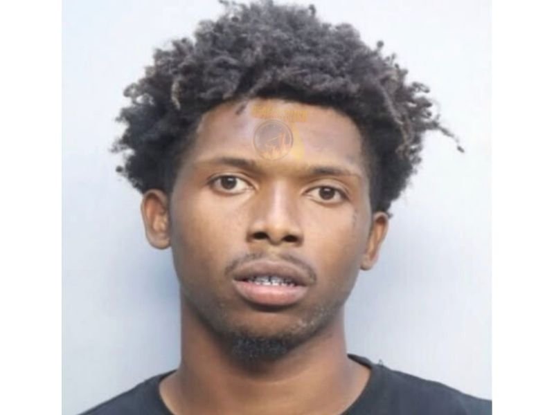 Florida Man Posed as Cop to Rob Woman at Gunpoint and Steal Her Car — Arrested, Held Without Bond on Multiple Felony Charges