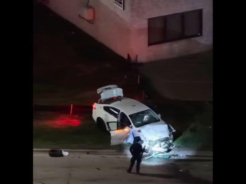 Smoke Detected Inside Movie Theater Sparks Panic — Audience Evacuated as Emergency Crews Respond to Possible Fire Incident