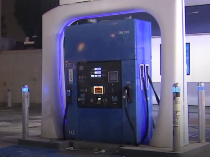 Southern California Drivers Face Hydrogen Fuel Crisis &mdash; Over 60 Percent Stations Offline Trigger Long Lines, Empty Pumps, and Growing Commuter Frustration