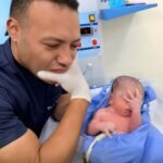 Viral Photo of Newborn Baby Covering Face With Tiny Hand Just Minutes After Birth &mdash; Internet Relates Hard to the Already Done With the World Vibe