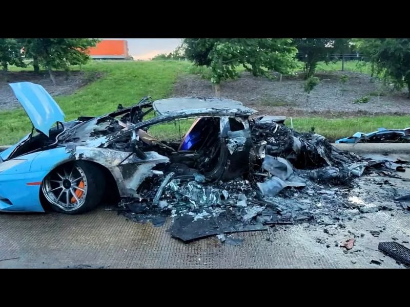 Two Lamborghinis Crash and Burst Into Flames Destroying Nearly 1 Million Dollars Worth of Supercars Near Cypress Texas With No Injuries Reported